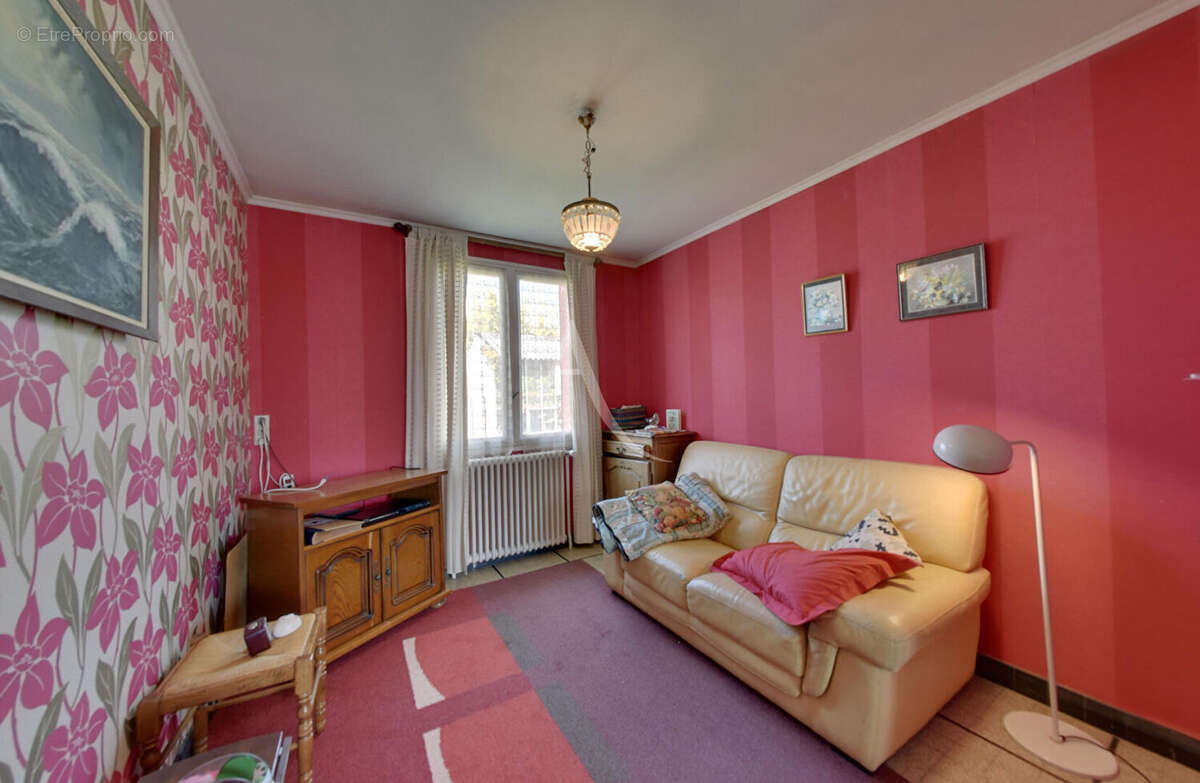 Maison familiale avec fort potentiel et grand jardin - photo 6