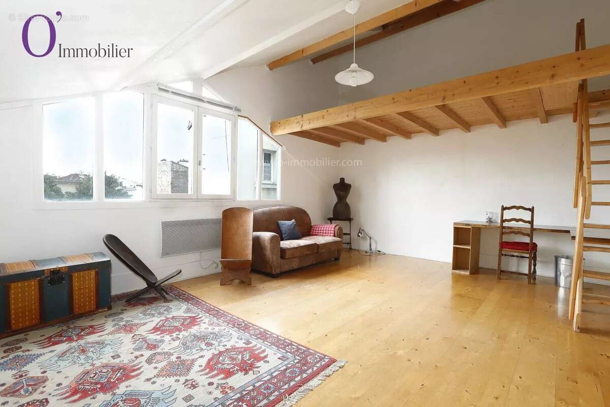 Appartement à PARIS-11E