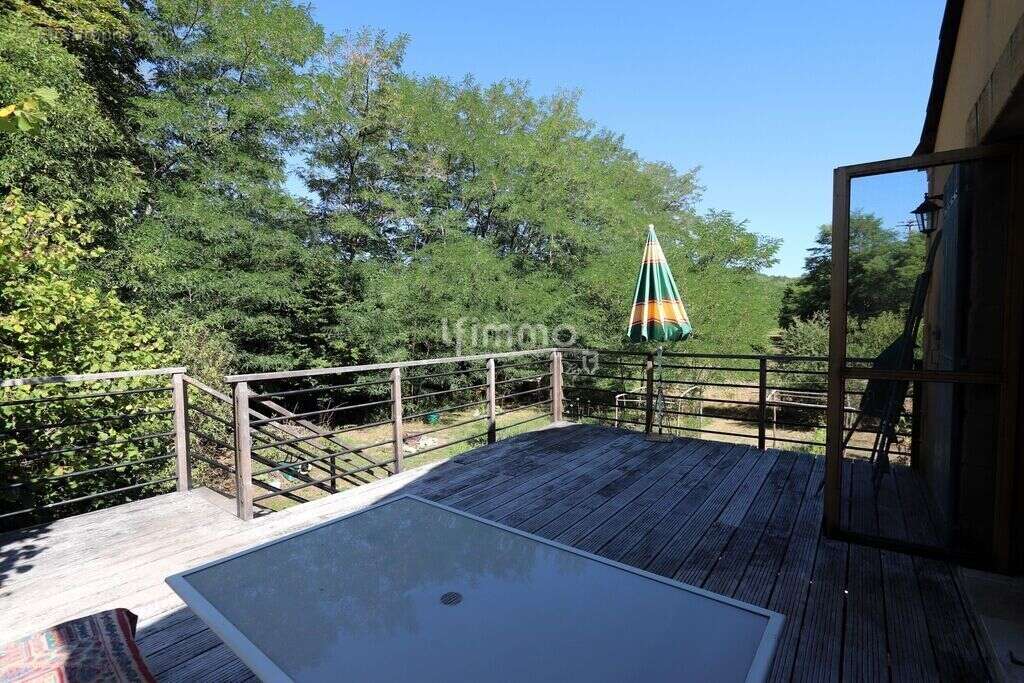 Maison à LES EYZIES-DE-TAYAC-SIREUIL