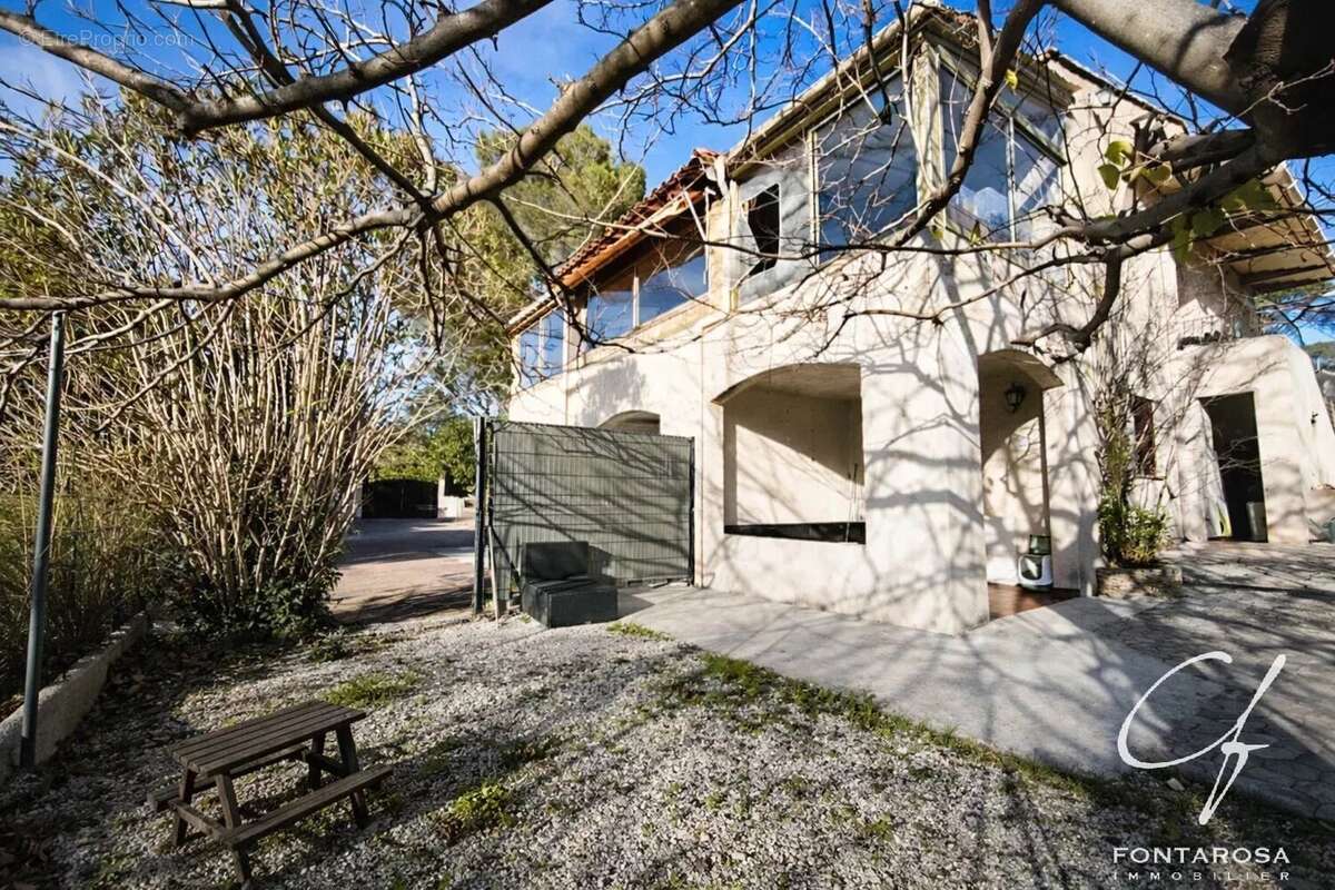 Maison à FREJUS