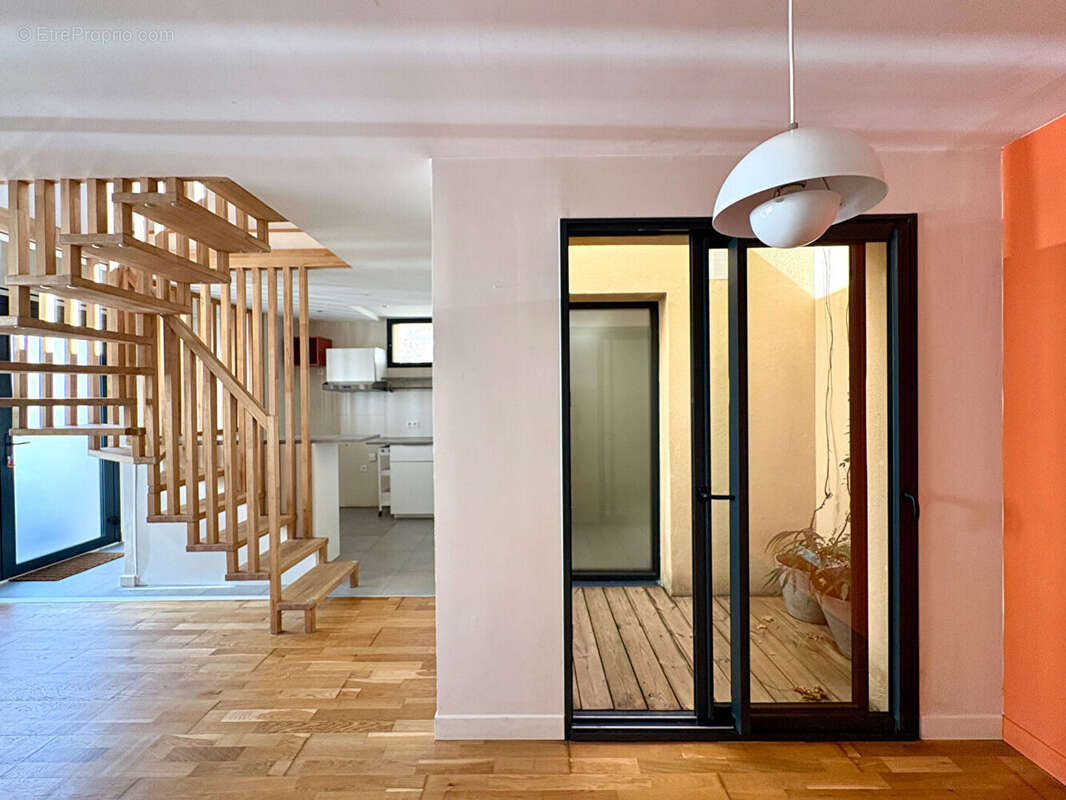 Appartement à BORDEAUX