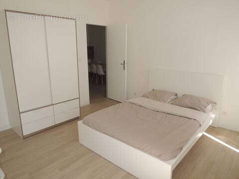 Appartement à MARSEILLE-1E