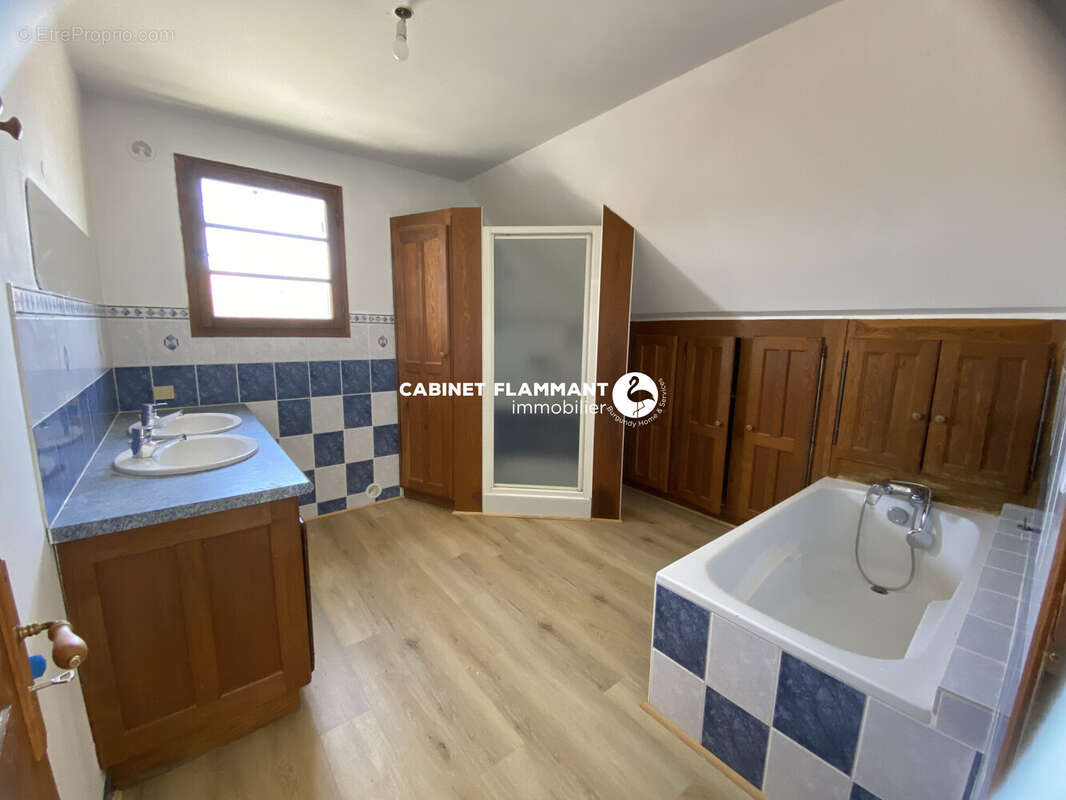 Maison 147 m² à Eringes  - photo 4