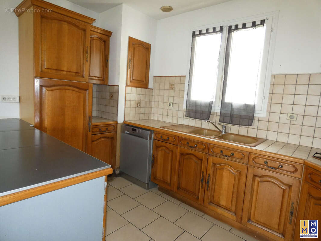 Maison à PARASSY