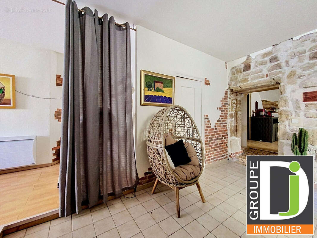 Appartement à ETOILE-SUR-RHONE