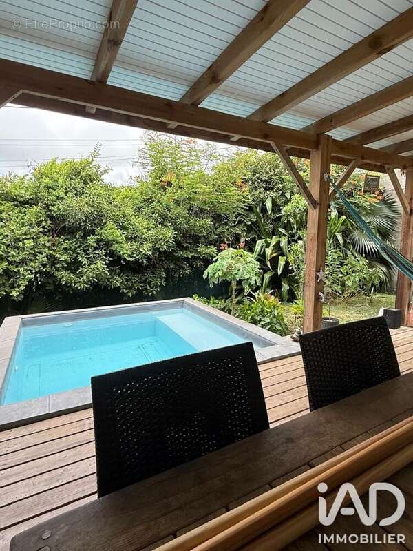 Maison 65 m² à Saint-Francois  - photo 8