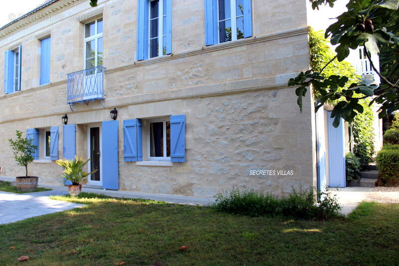Maison à FARGUES-SAINT-HILAIRE