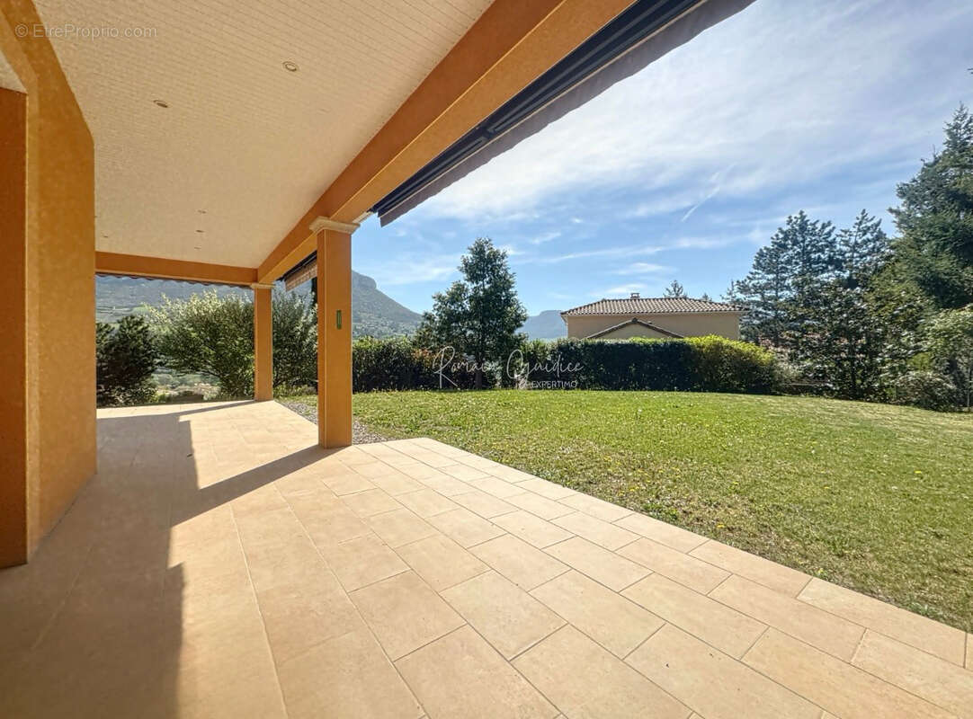 Maison à MILLAU