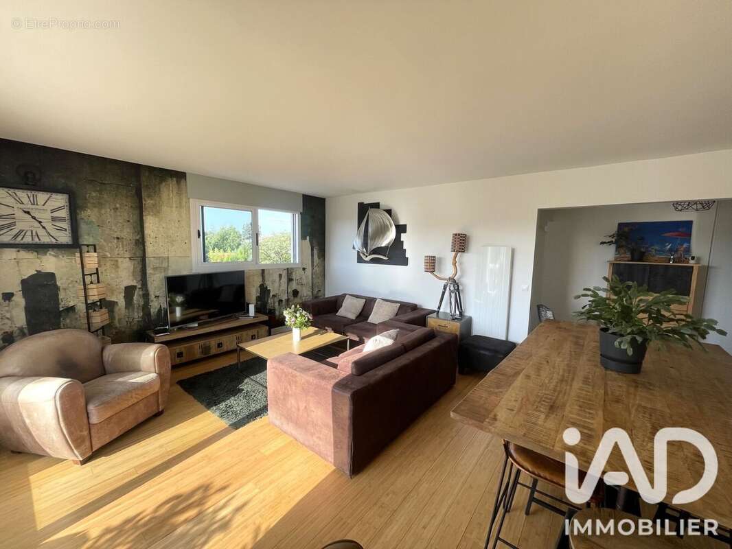 Photo 3 - Appartement à LE PERREUX-SUR-MARNE