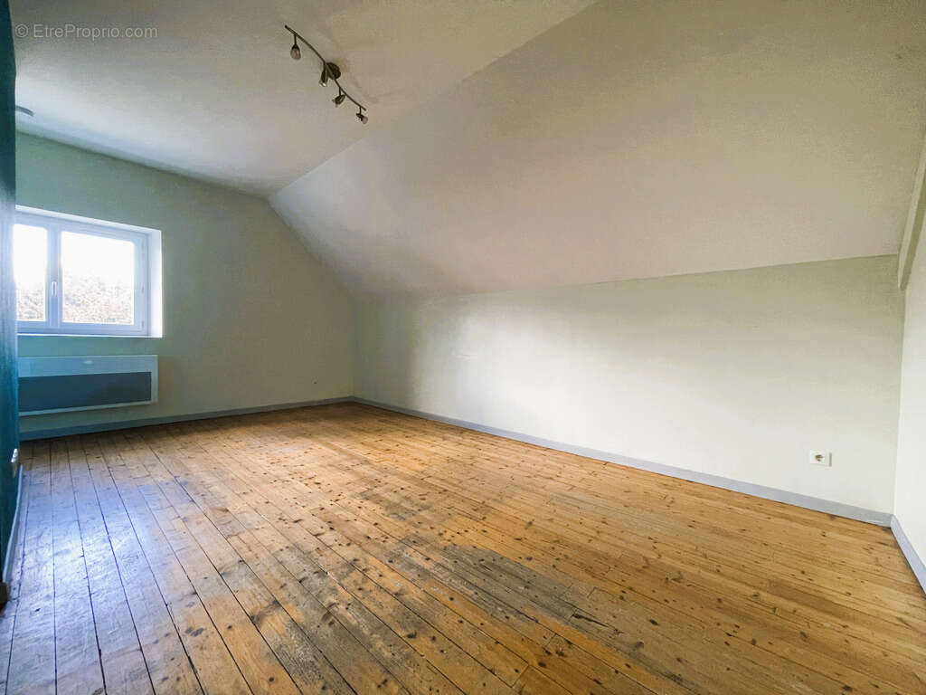 Appartement à FROGES