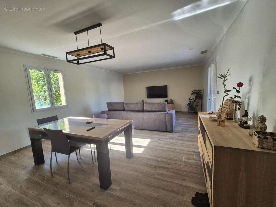 Maison à SAINT-PRIVAT-DES-VIEUX