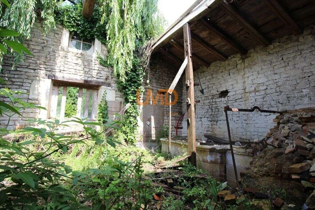 Ensemble immobilier à rénover - photo 22