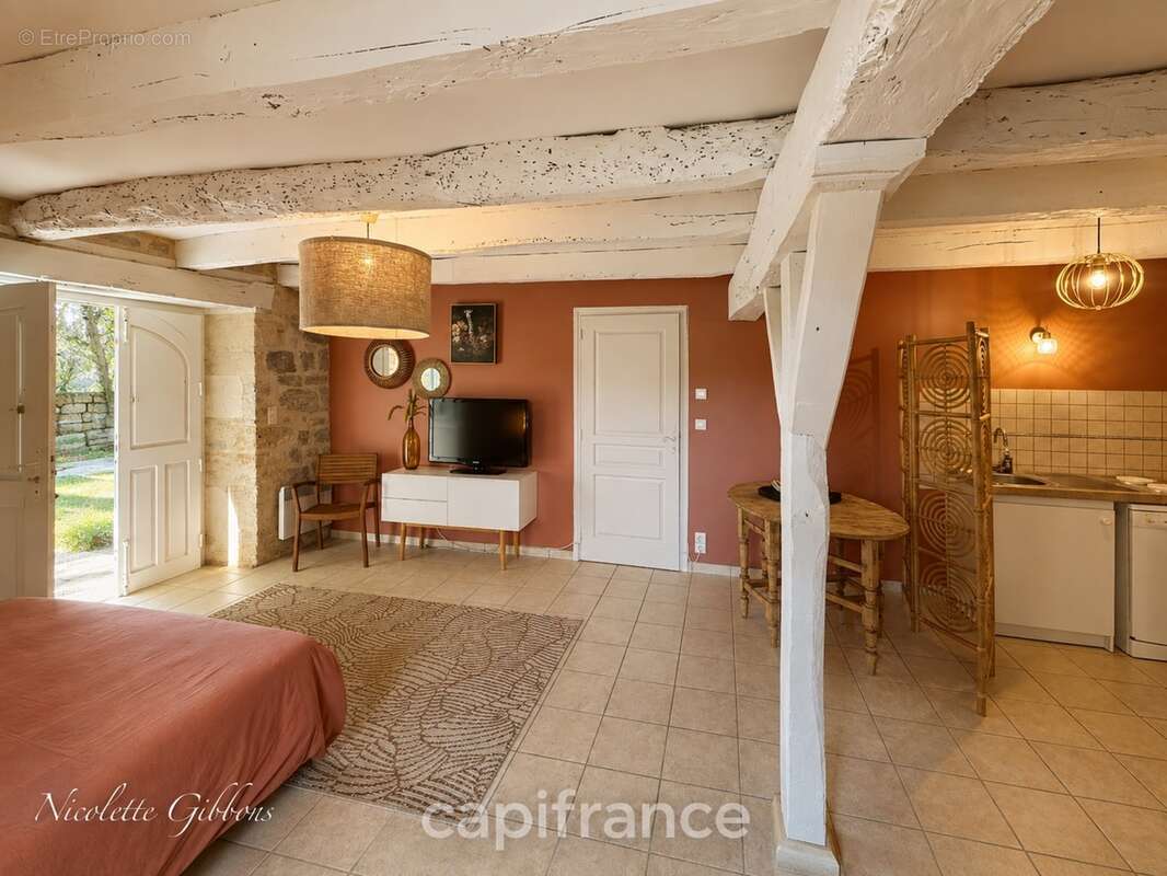 Élégante demeure en pierres,à vendre 7 chambres secteur Carennac Betaille - photo 10
