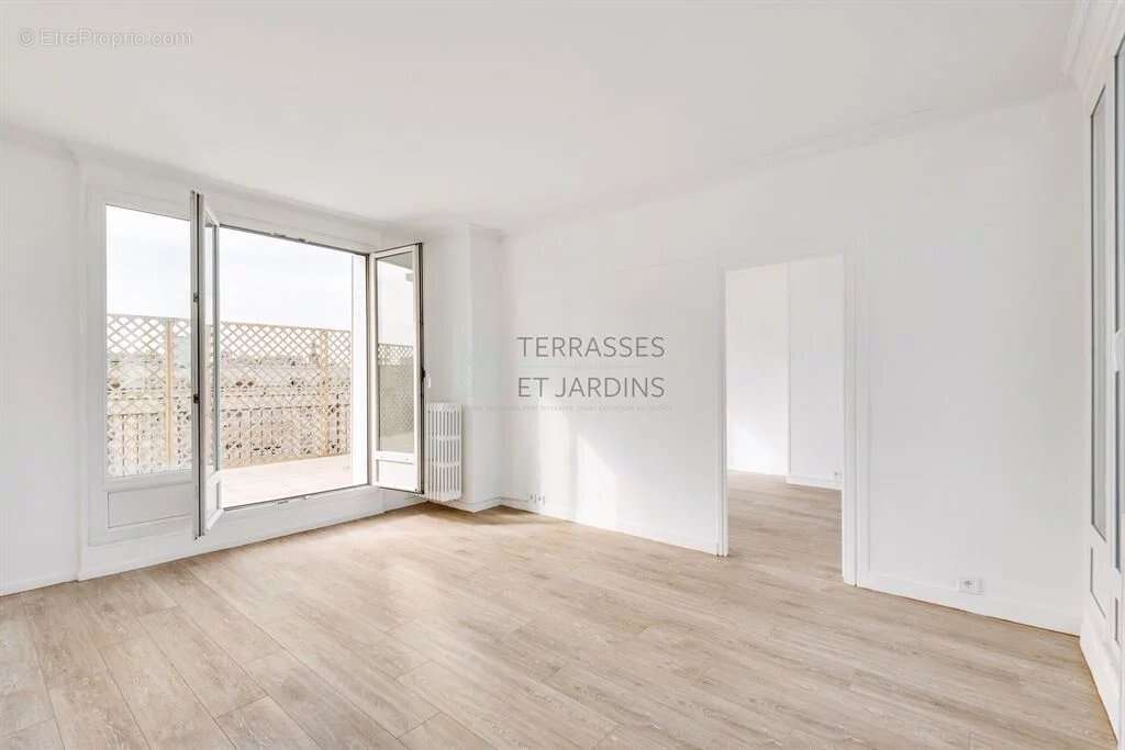 Appartement à PARIS-12E