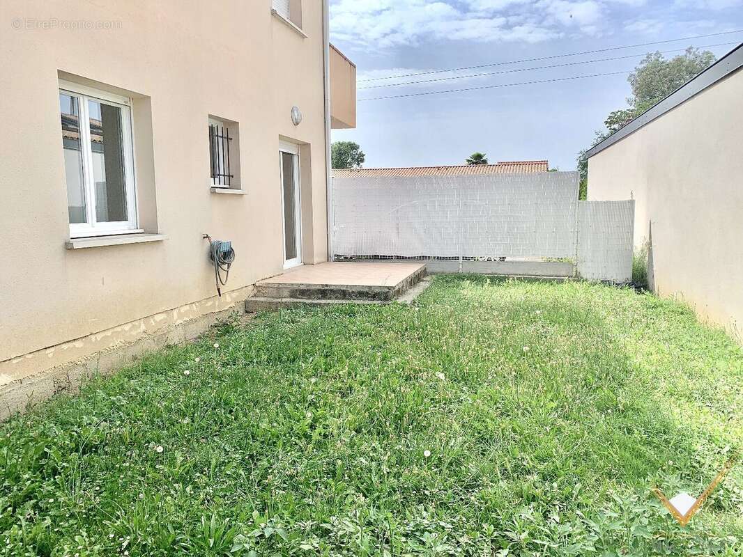 Appartement à FROUZINS