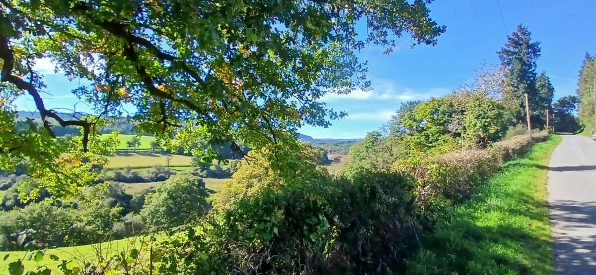 Maison à SAINT-DIZIER-LEYRENNE
