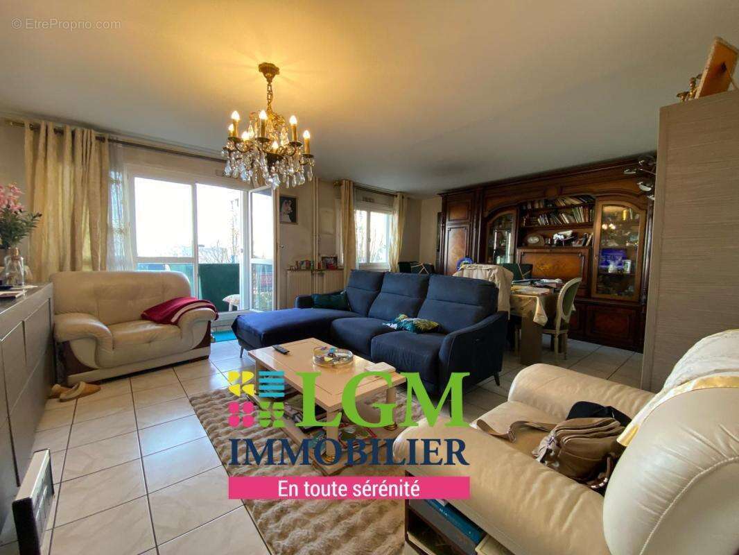 Appartement à GARGES-LES-GONESSE