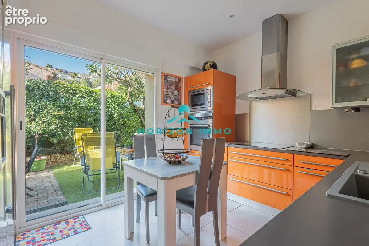 Maison 5 pièces 160 m² à vendre à Saint-Laurent-Du-Var (06700) - photo 6