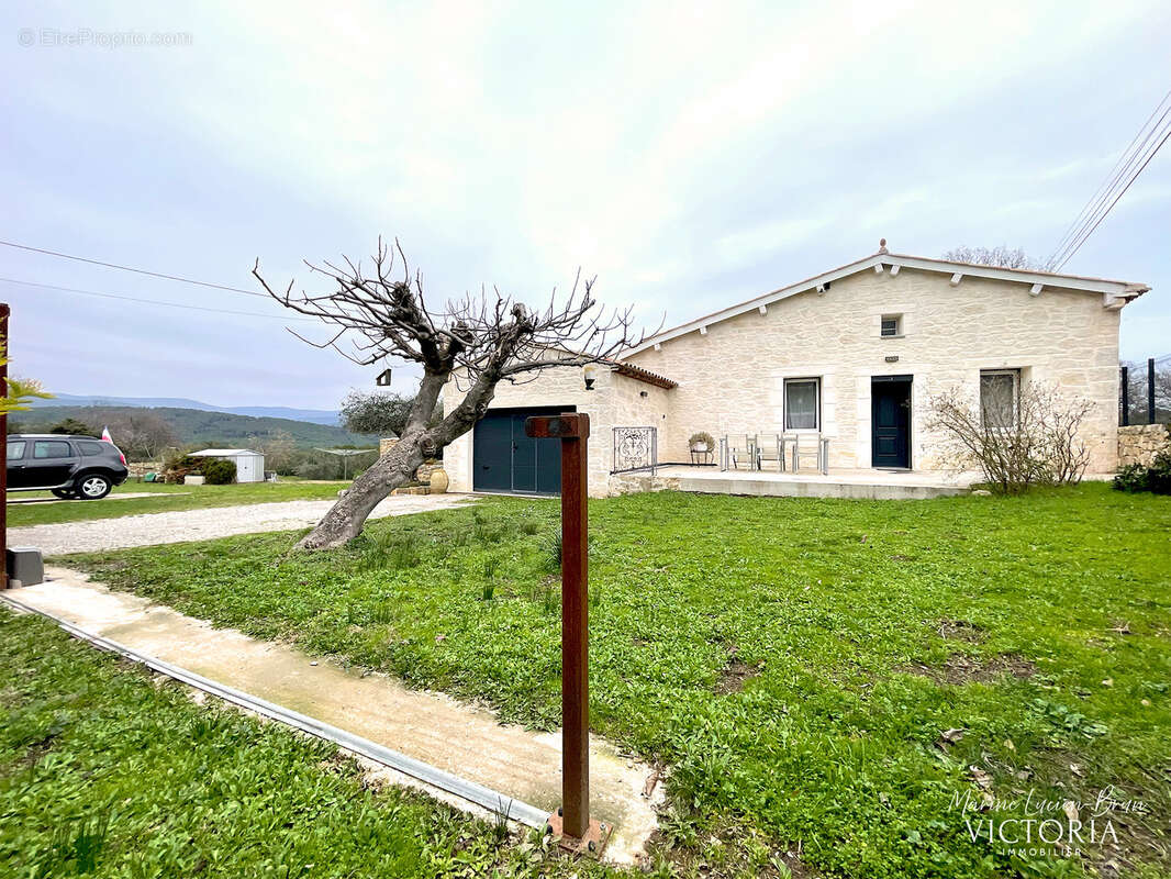Maison à FIGANIERES