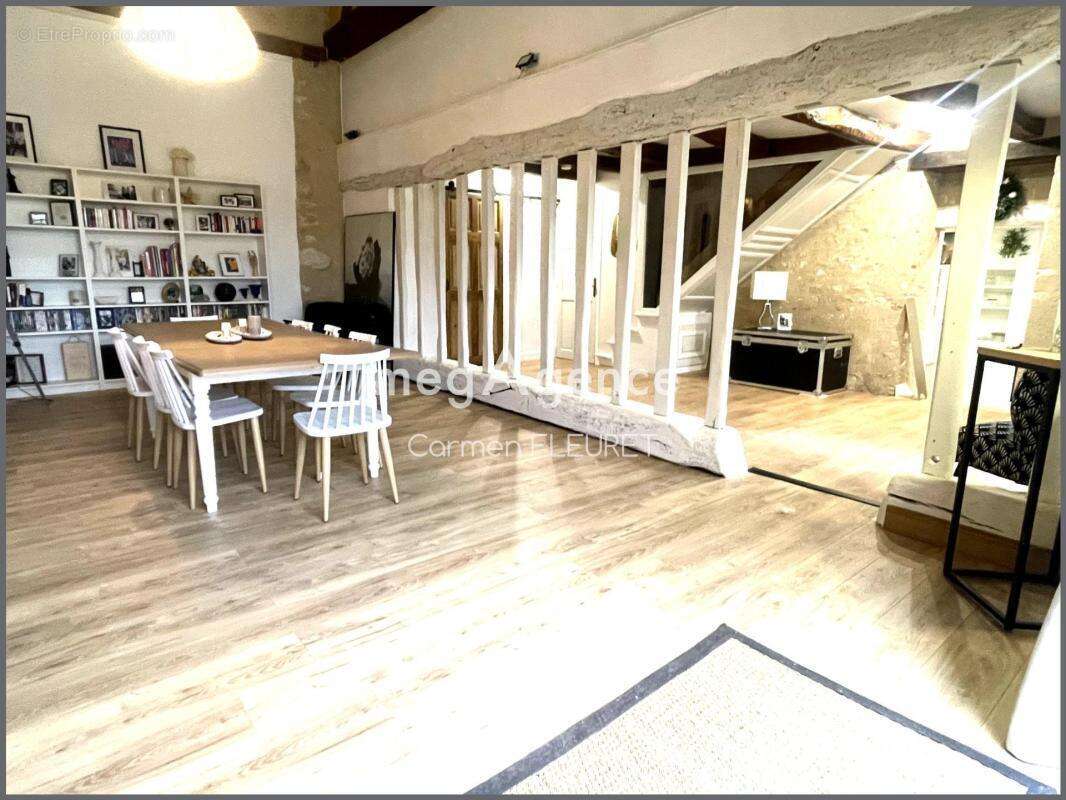 Maison à RIVARENNES