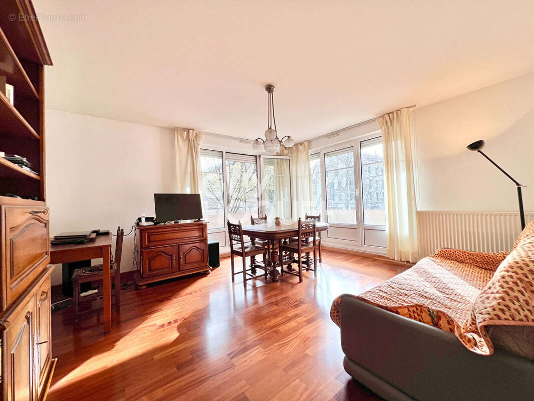Appartement à MASSY