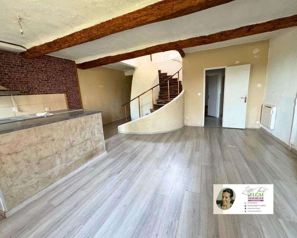 Maison à PLAN-DE-LA-TOUR