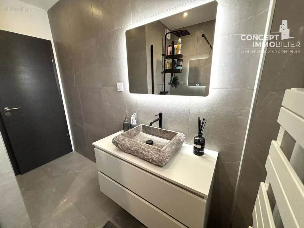 Appartement à HETTANGE-GRANDE