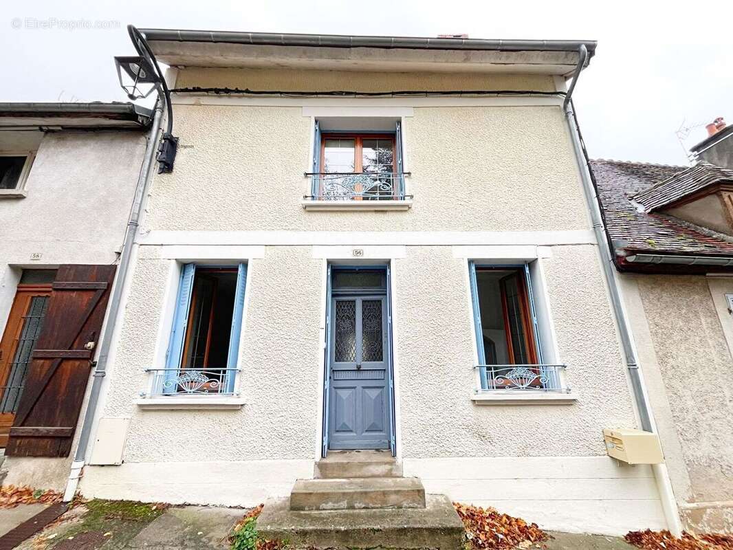 Maison à SOUVIGNY