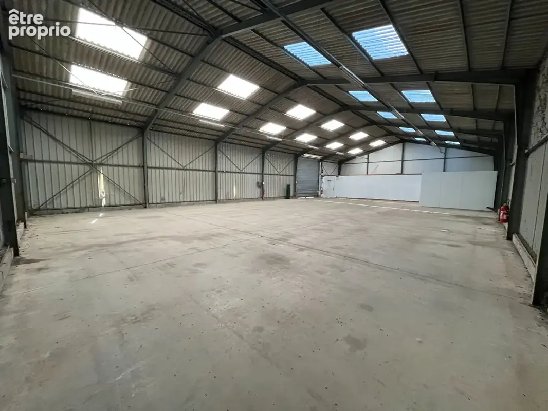 Local artisanal d'activité - saint-yvi 450 m2 - photo 9