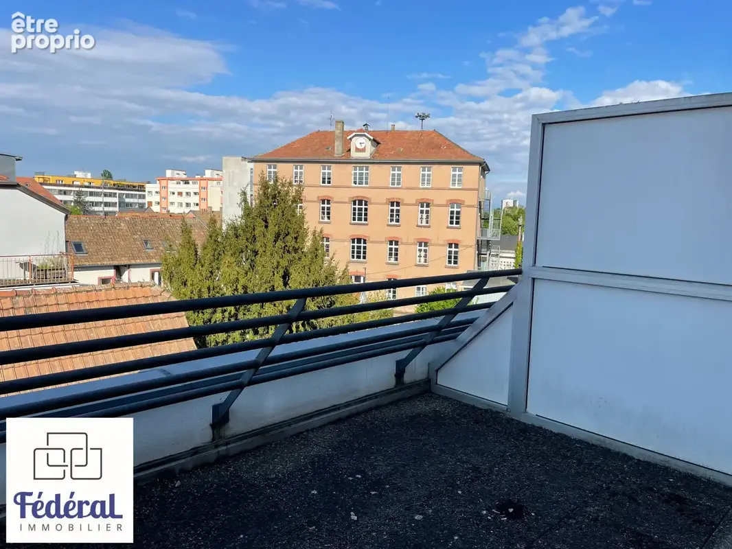 Strasbourg, F2 lumineux, 64,15m2 double terrasse, garage, bord de rivière. - photo 7