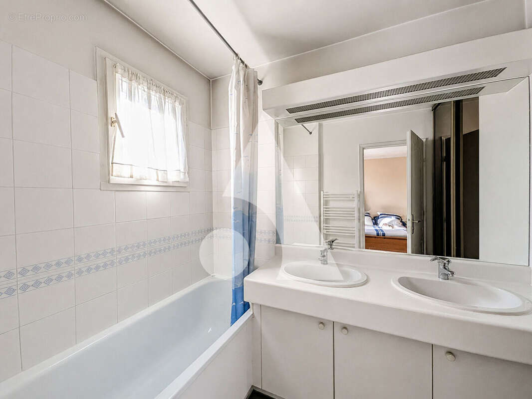 Maison familiale - champs guillaume - photo 8