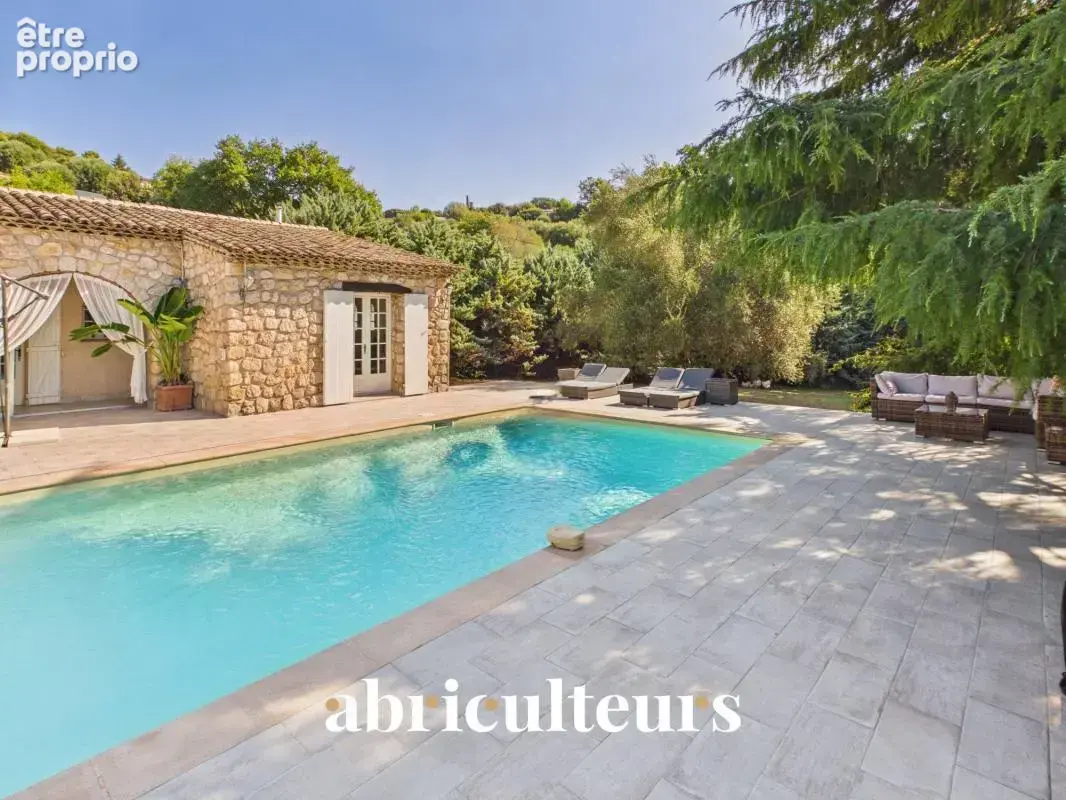 Peymeinade – Bastide provençale de 345 m² avec vue panoramique - photo 25