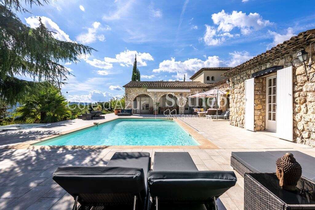 Maison à PEYMEINADE