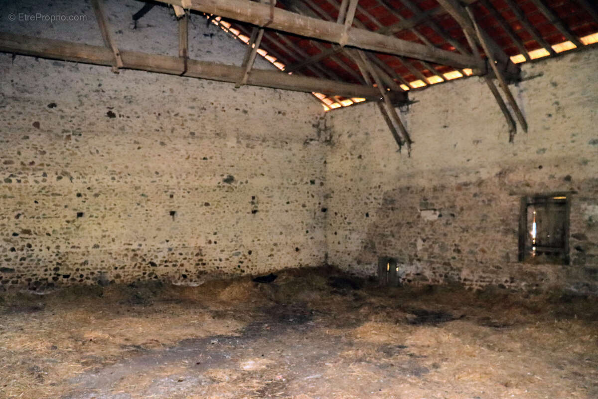 Maison à PRESSIGNAC