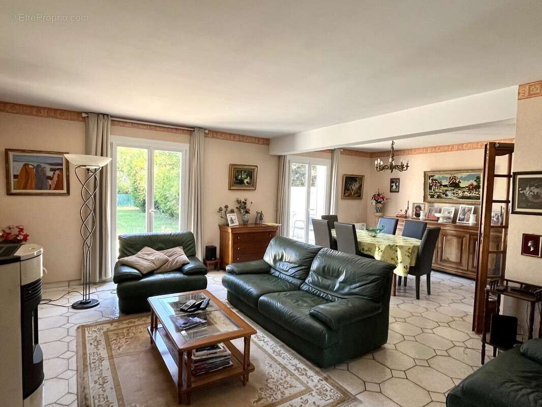 Maison à MARGENCY