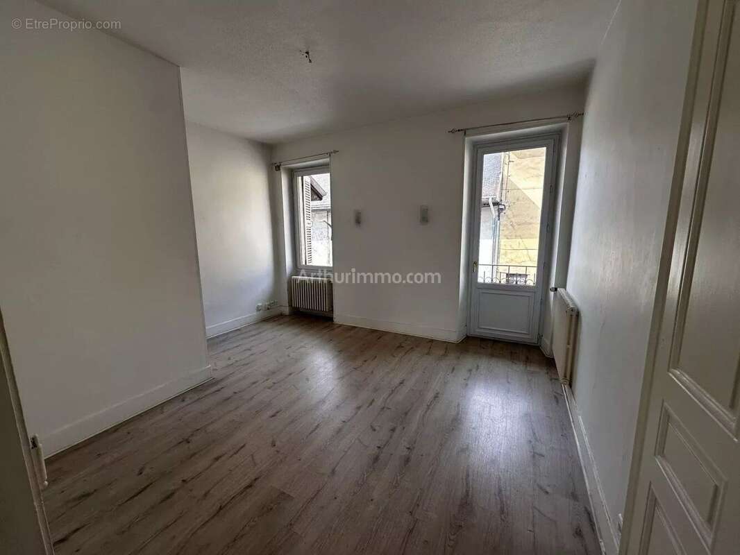 Appartement à ALBENS