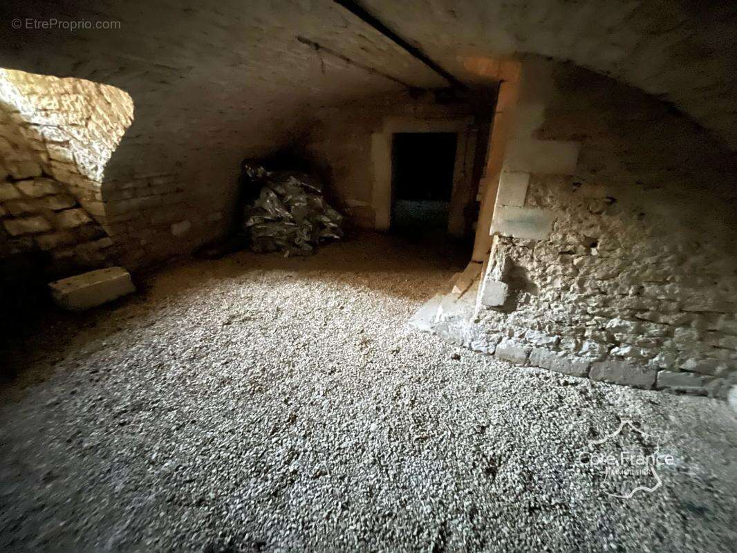 Maison bourgeoise avec vue dégagée   Calme, terrain et dépen - photo 23