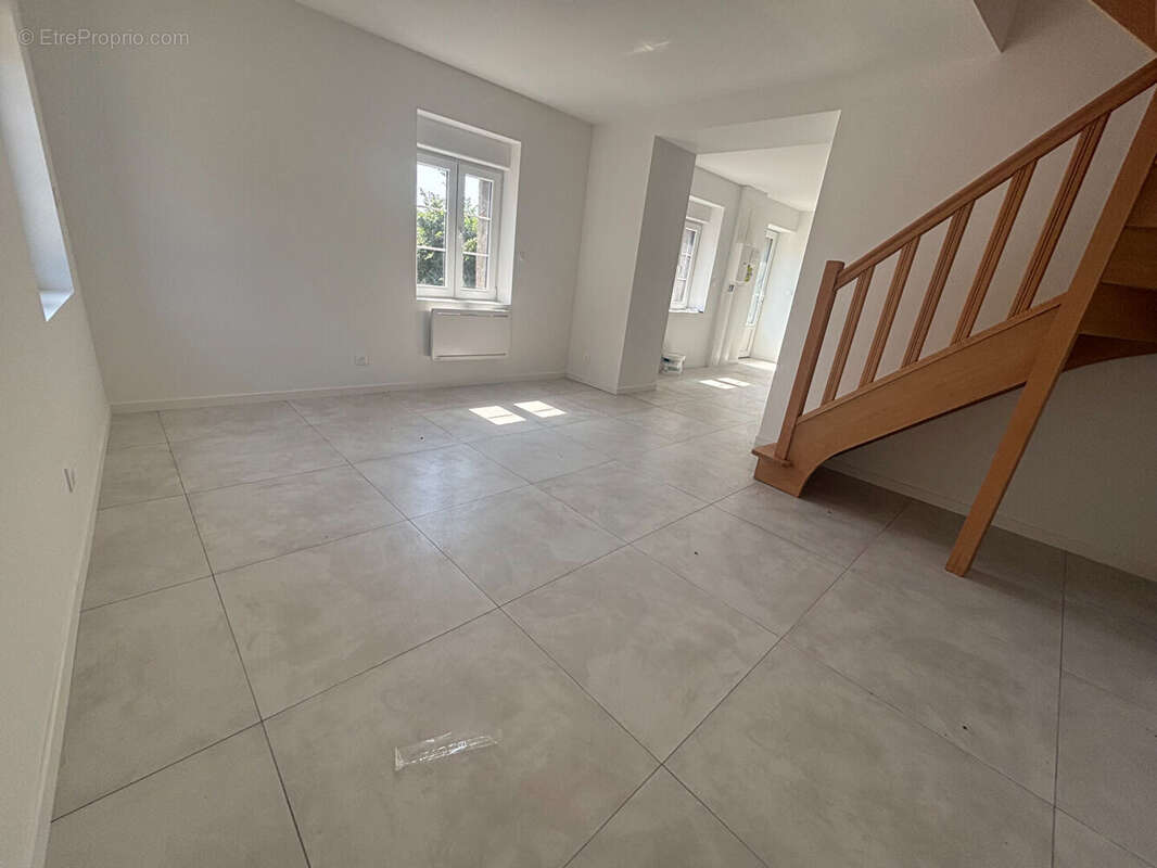 Maison Tupigny 4 pièce(s) 100 m2 - photo 5