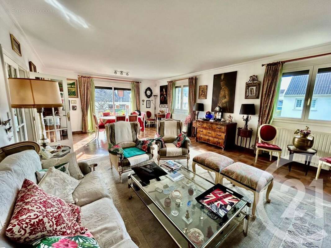 Maison à SAINT-GRATIEN