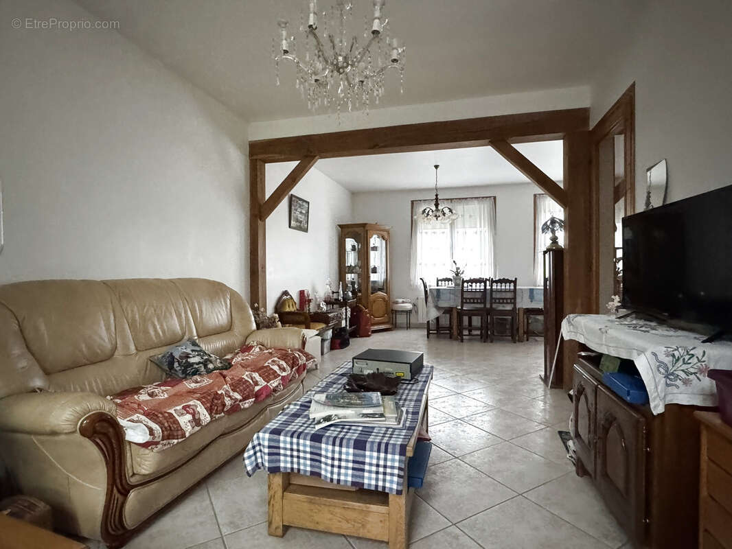 Maison à BETHENCOURT-SUR-MER