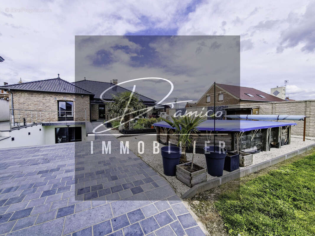 Maison à AVESNES-LE-SEC