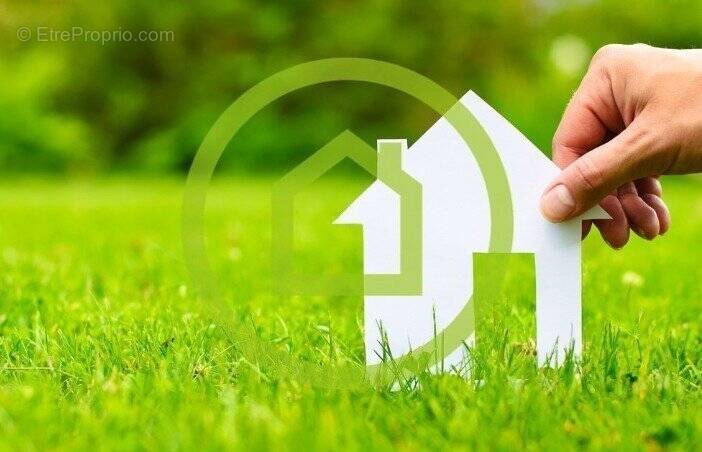 Terrain à SAINT-GILLES-CROIX-DE-VIE