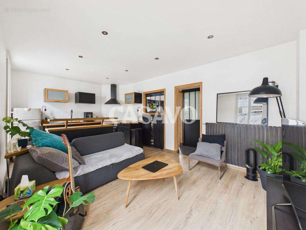 Appartement à SAINT-MAUR-DES-FOSSES