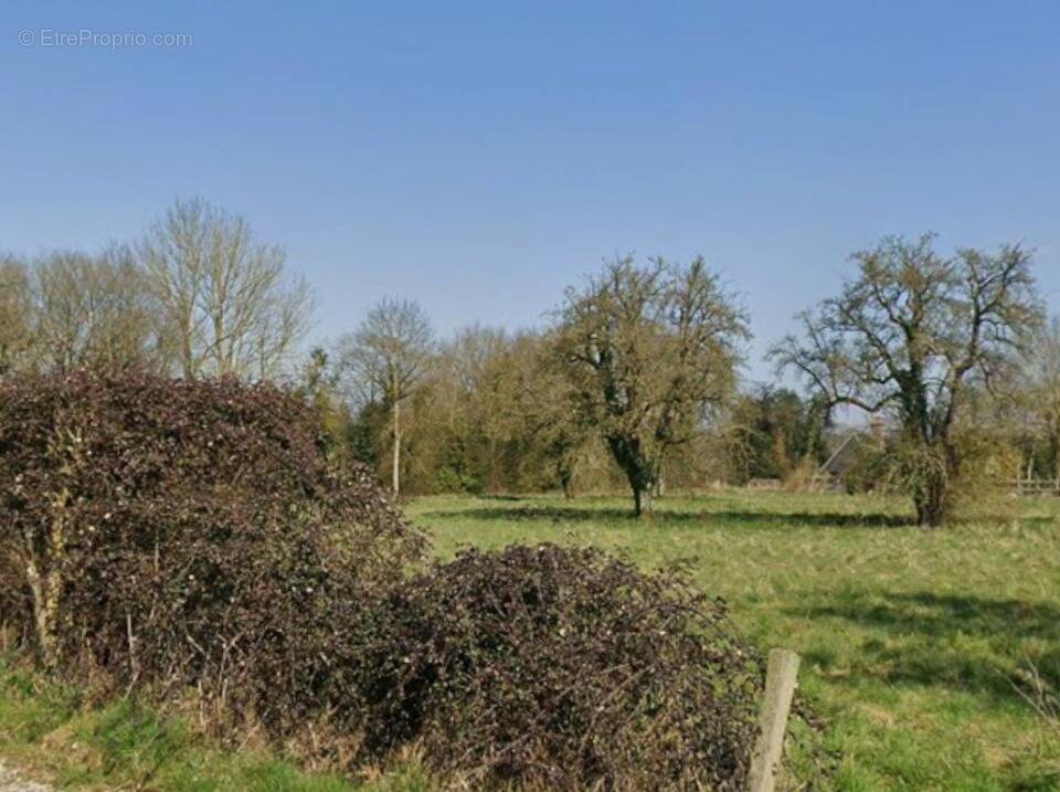 Terrain à CAORCHES-SAINT-NICOLAS