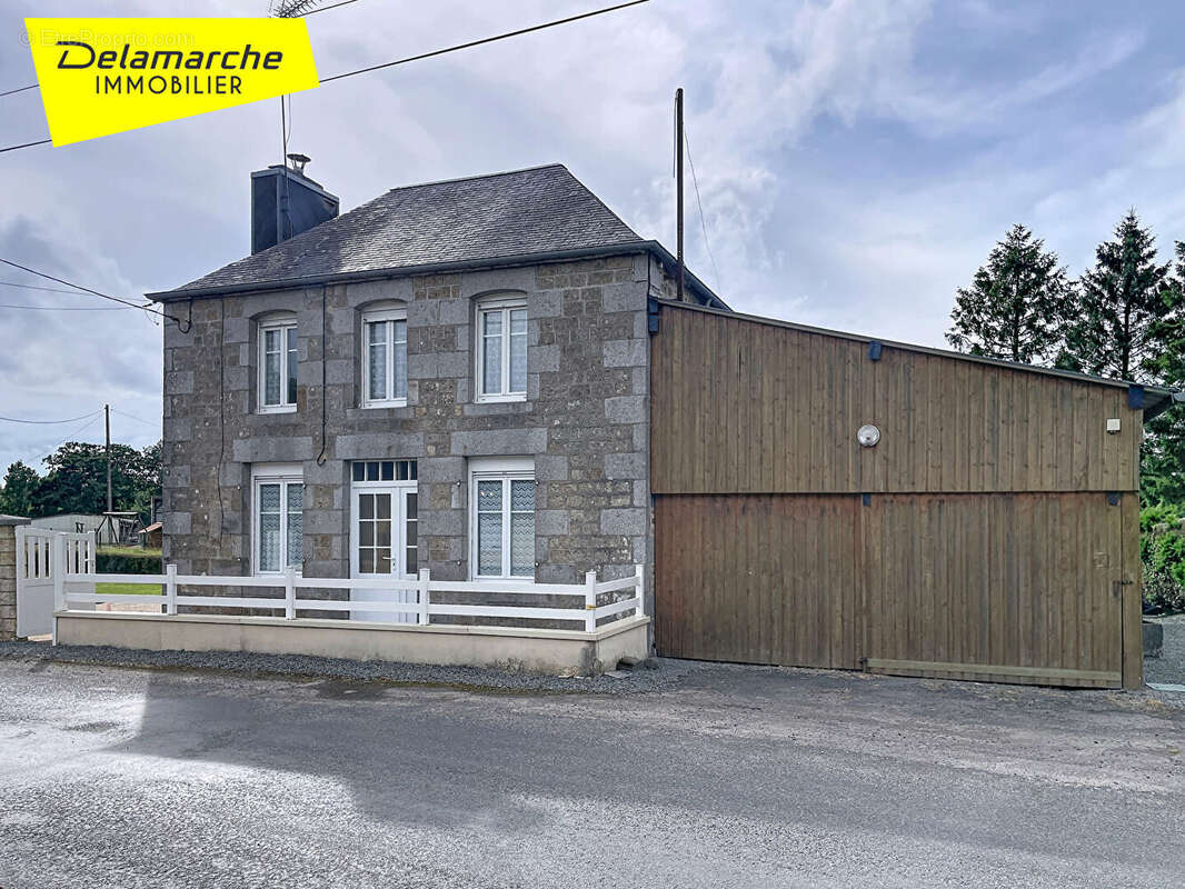 A VENDRE : Maison d'habitation en pierres en campagne à Sainte Cécile - photo 2