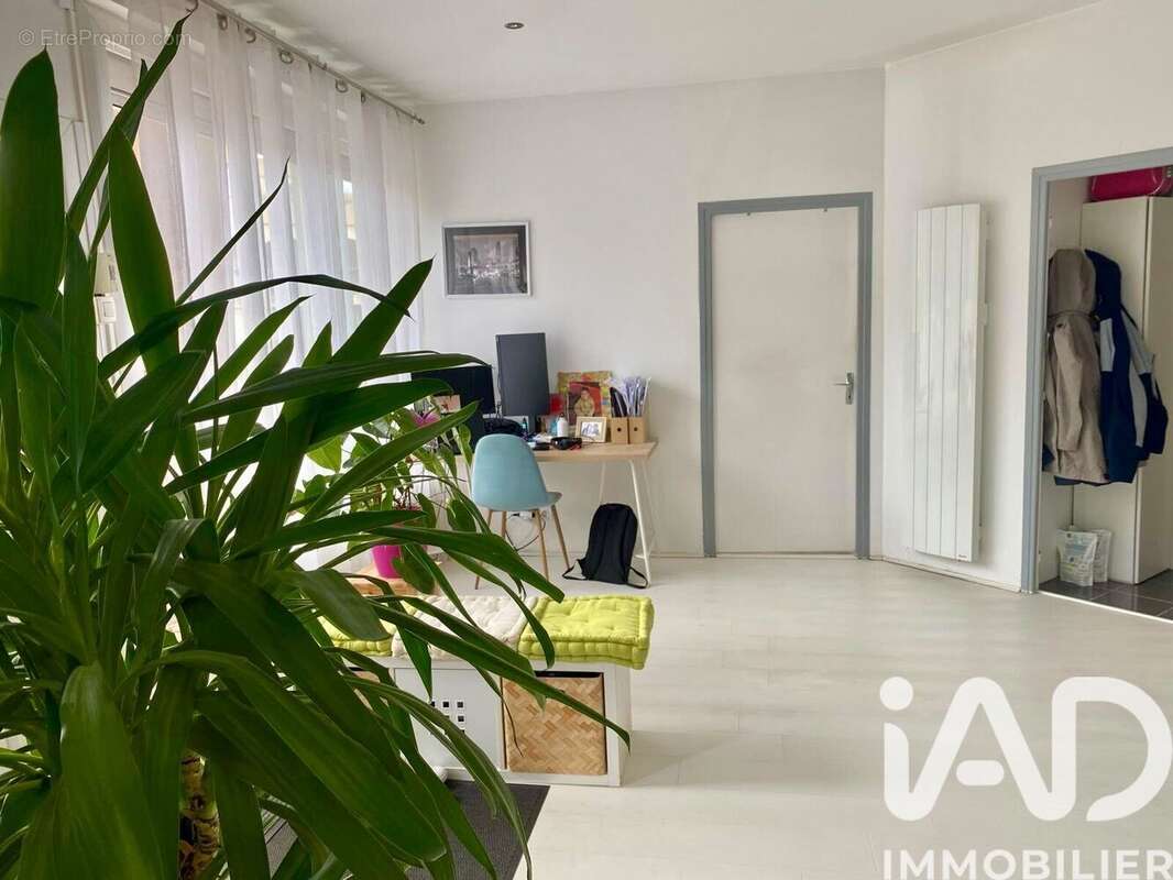 Photo 4 - Appartement à MONTIGNY-LE-BRETONNEUX