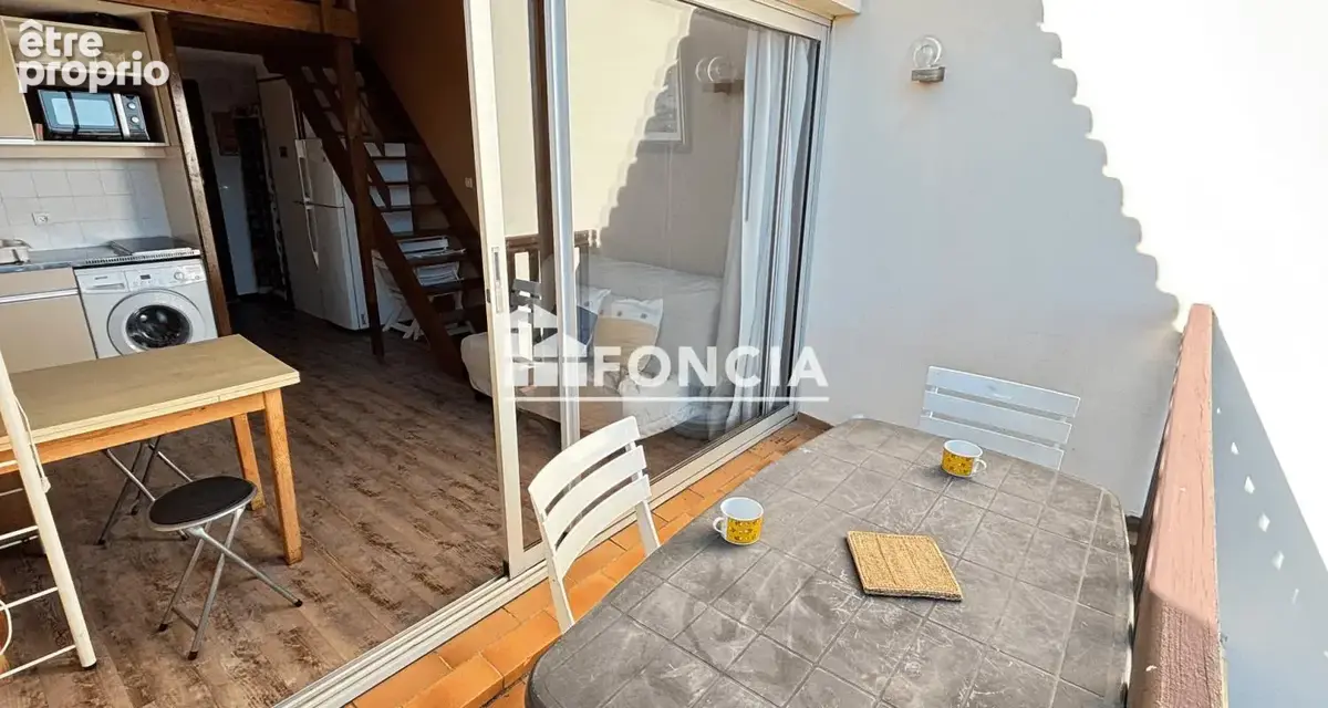 SAINT PIERRE LA MER : Magnifique T2 duplex, Balcon avec vue mer et sa place de parking privative - photo 10