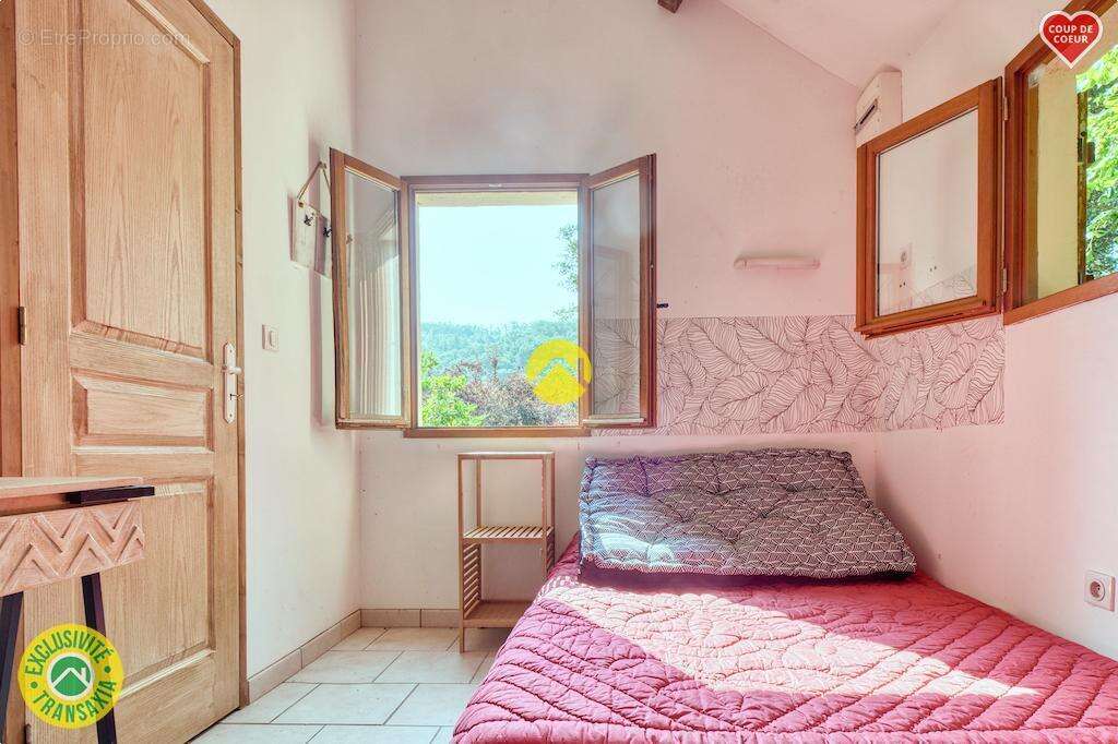 Maison à LES EYZIES-DE-TAYAC-SIREUIL