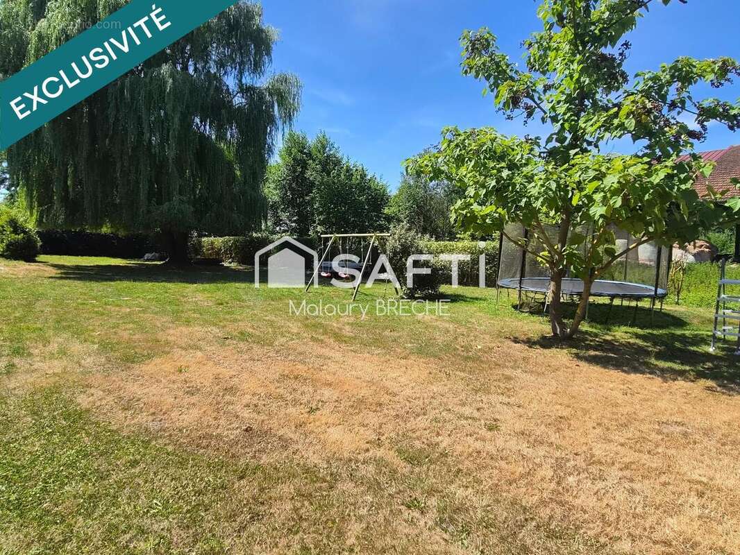 Maison 280 m² à Foucaucourt-Sur-Thabas  - photo 8