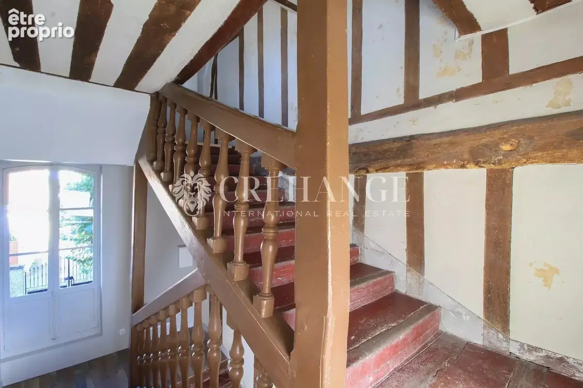 Ancienne bâtisse de 200m² entièrement rénovée avec dépendance et jardin - photo 7